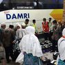 Jemaah Haji Kloter Pertama Pati Sujud Syukur Tiba di Tanah Air
