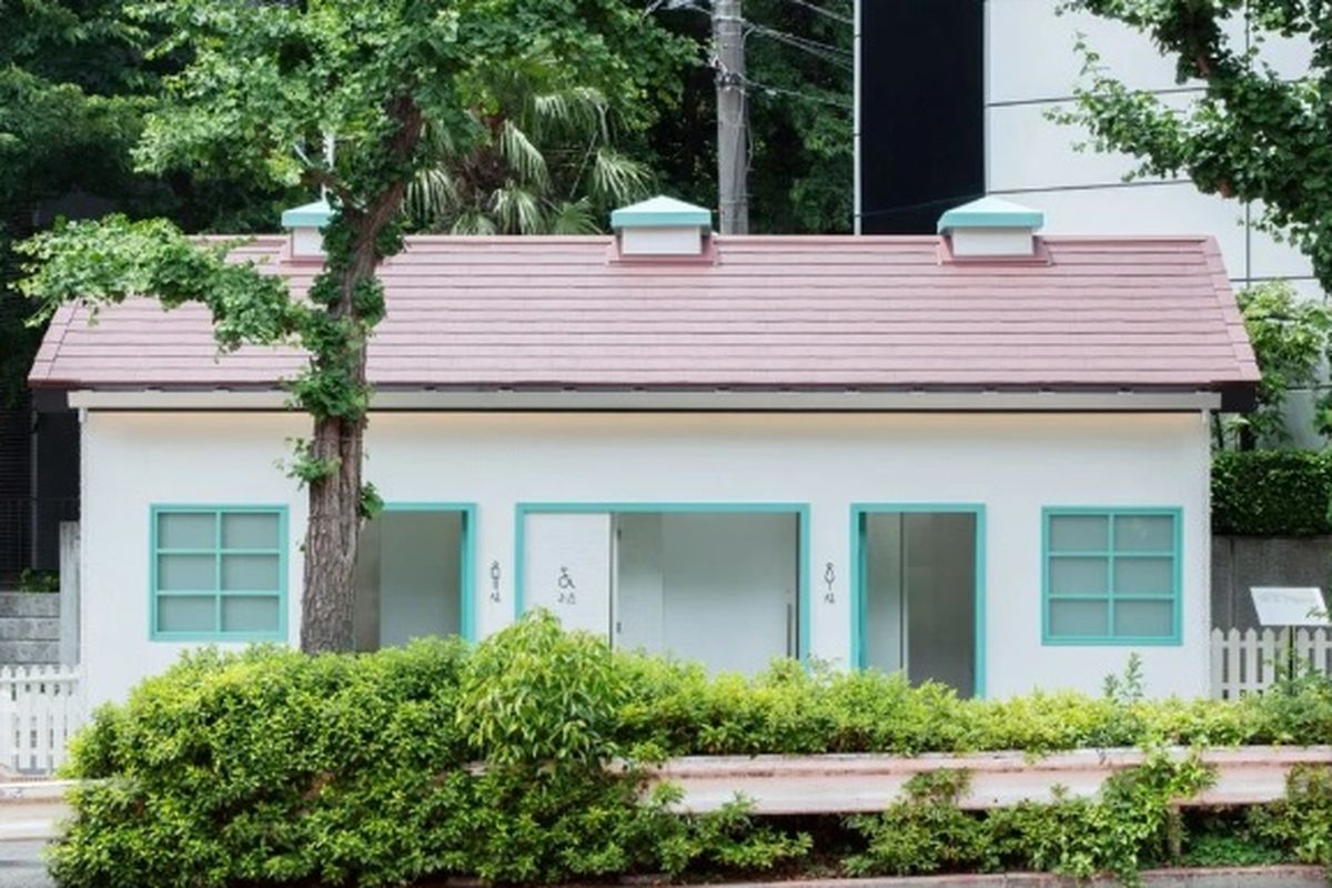 Toilet dengan desain rumah tahun 40'an yang dirancang oleh desainer asal Jepang, Nigo. Toilet ini merupakan bagian dari proyek Tokyo Toilet dari Nippon Fondation.