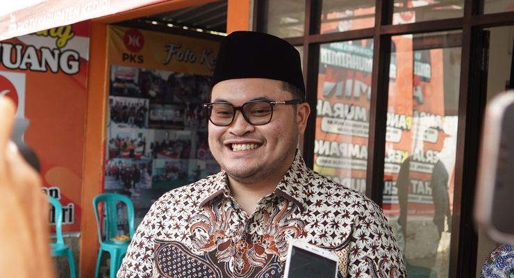 Survei SMRC: Elektabilitas Dhito Tak Terkejar