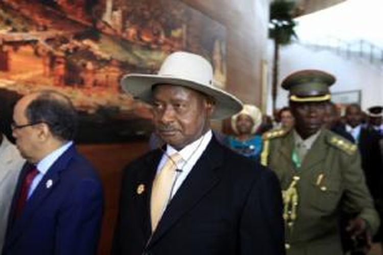 Presiden Uganda Yoweri Museveni saat tiba di Addis Ababa, Ethiopia, untuk mengikuti KTT Uni Afrika