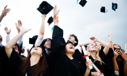 Kemampuan Bahasa Asing Tingkatkan Peluang Kerja 'Fresh Graduate'