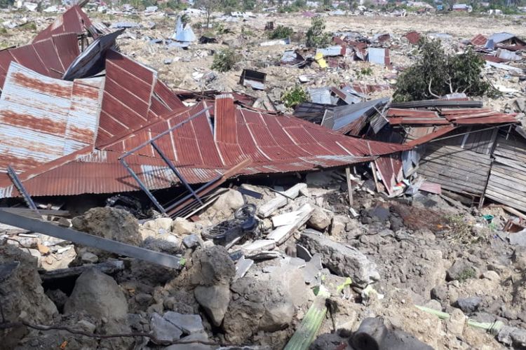 Kondisi Kelurahan Balaroa di Sulawesi Tengah yang hancur ditelan bumi setelah gempa bumi dahsyat mengguncang Sulawesi Tengah.