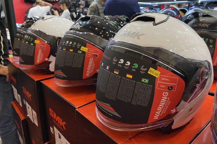 Promo diskon helm murah dan aksesori di IMOS 2023, harga mulai Rp 170.000