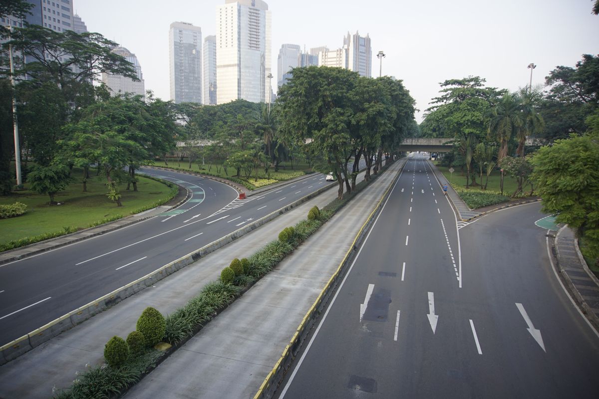 Kawasan Semanggi Terlihat Lenggang Suasana Jakarta Di Hari Lebaran (22/4/2023)