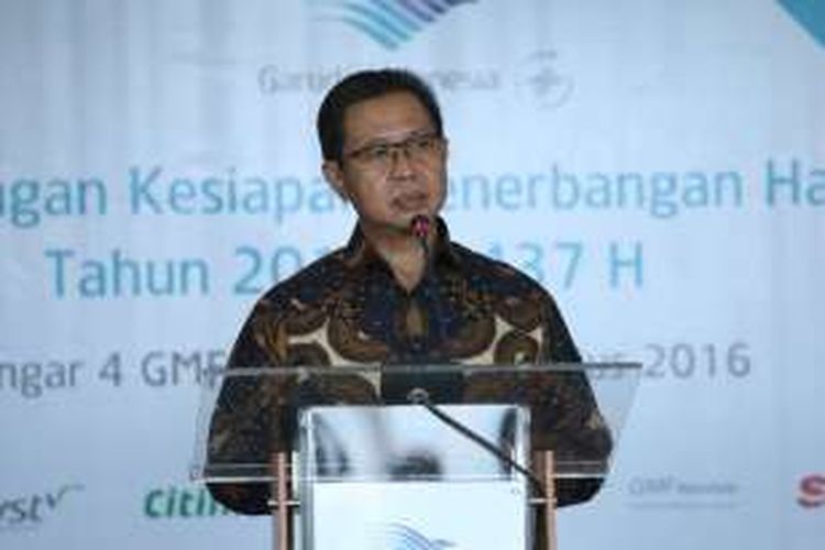 Direktur Jenderal Penyelenggara Haji dan Umrah (PHU) Kementerian Agama Abdul Jamil dalam acara kunjungan kesiapan penerbangan haji 2016 di Hangar 4 GMF AeroAsia, Kamis (4/8/2016). Sebanyak 79.020 jemaah haji siap diberangkatkan dengan pesawat Garuda Indonesia.