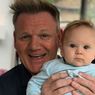 Gordon Ramsay Kesal Sering Disangka Kakek Anak Balitanya