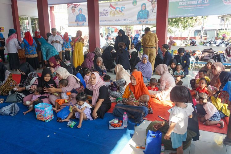 Program Grebek Stunting yang digelar TP PKK Kota Pasuruan di Kelurahan Trajeng diharapkan mampu menekan angka balita stunting di Kota Pasuruan, Senin (11!/08/2025) 