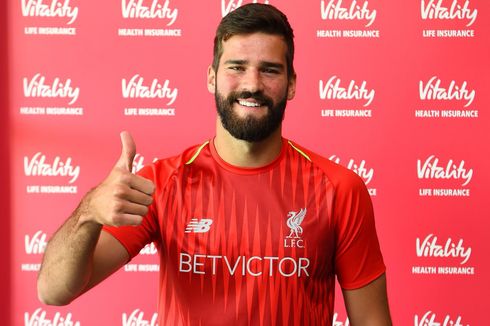 Klopp Sebut Alisson Akan Jalani Debut Saat Liverpool Hadapi Napoli