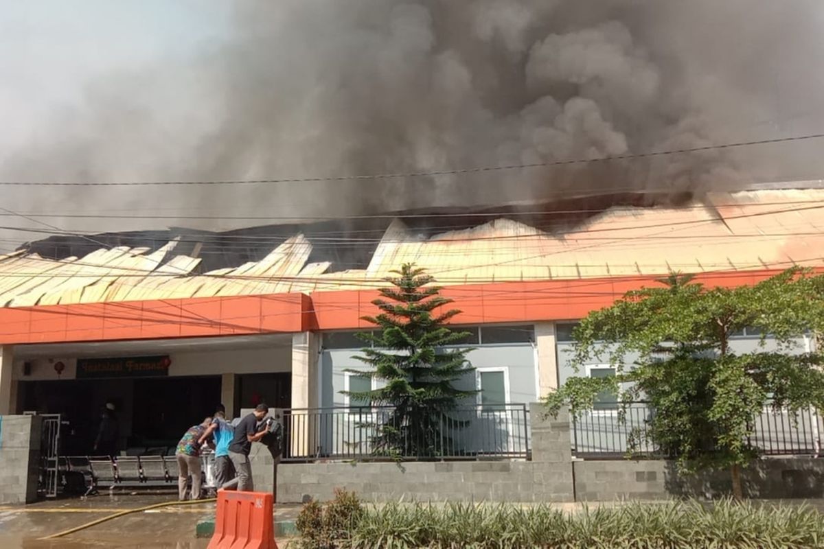Rumah Sskit (RS) Salak, di Jalan Sudirman, Kota Bogor, Jawa Barat, kebakaran pada Jumat (7/4/2023) siang.