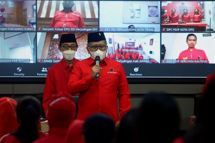 Sekretaris Jenderal DPP PDI-P Hasto Kristiyanto di Sekolah Partai, Jakarta, Jumat (10/6/2022).