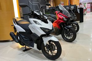 Diskon Skutik Honda ADV 160 Tembus Rp 2 Juta Mei 2026
