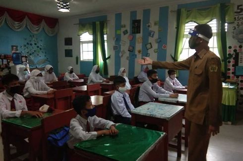 Hari Pertama Masuk Sekolah di Karimun, Ini Larangan untuk Murid dan Guru