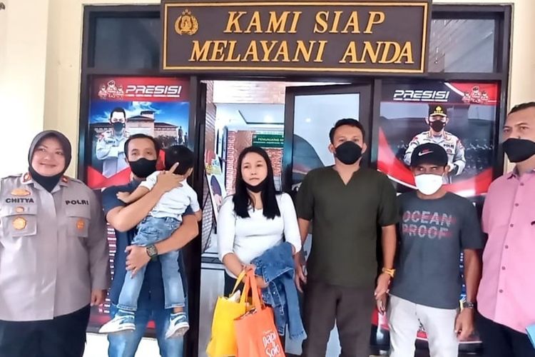 Polisi menemukan bocah berinisial MR (4) yang dilaporkan hilang diduga dibawa oleh seseorang pria berinisial GN dari Stasiun Manggarai, Tebet, Jakarta Selatan, Kamis (23/6/2022) sekitar pukul 15.25 WIB.