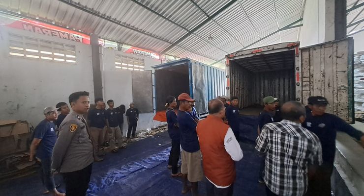 KPU Banyumas Mulai Distribusikan Logistik Pilkada 2024