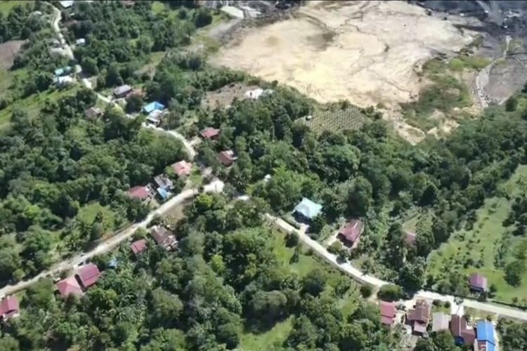 Anggota Komisi I DPRD Kaltim, Baharuddin Demmu dengan tegas mendesak perusahaan tambang PT. Singlurus Pratama di Kecamatan Samboja Barat, Kabupaten Kutai Kartanegara, Kalimantan Timur (Kaltim). Senin (20/10/2025).