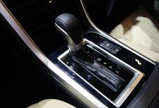 Mitos atau Fakta, Transmisi CVT Mobil Lebih Ringkih?