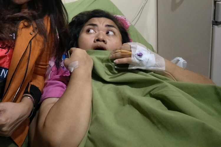 Komedian Pretty Asmara dirawat di sebuah rumah sakit di Jakarta Timur pada 14 September 2018. Ia meninggal dunia pada Minggu (4/11/2018) sekitar pukul 06.00 WIB.