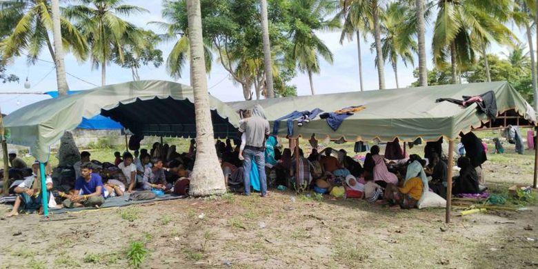 
Pengungsi Rohingya berada di tempat penampungan sementara di Pidie, Aceh.