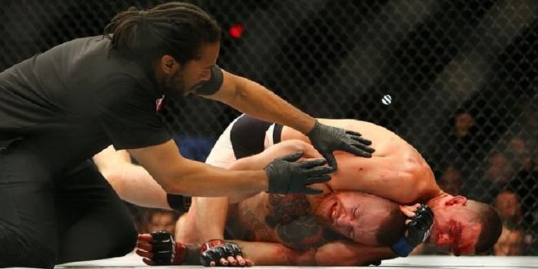 Nate Diaz saat mengalahkan Conor McGregor pada 5 Maret lalu.