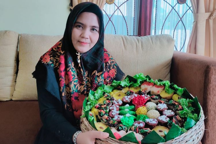 Kreasi Pempek dibuat dengan bentuk Kue Bingen atau Jadul