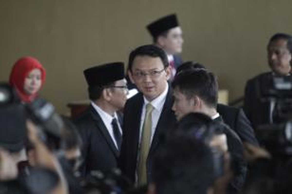 Wakil Gubernur DKI Jakarta Basuki Tjahaja Purnama (Ahok) hadir dalam acara pelantikan presiden dan wakil presiden di Ruang Rapat Paripurna I, Gedung Nusantara, Senayan, Jakarta, Senin (20/10/2014). Hari ini, Joko Widodo dan Jusuf Kalla (Jokowi-JK), dilantik menjadi presiden dan wakil presiden RI untuk periode jabatan 2014-2019.