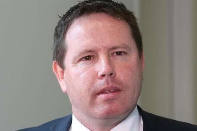 Anggota parlemen Australia, Andrew Broad, yang mengundurkan diri usai dituduh terlibat skandal perselingkuhan dengan wanita muda di Hong Kong.