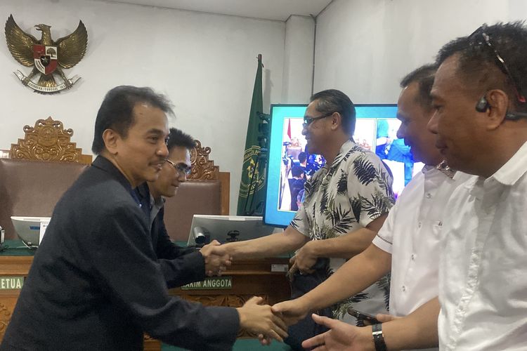 Hakim: Polisi Gunakan Surat Izin Penggeledahan untuk Tangkap Roy Suryo