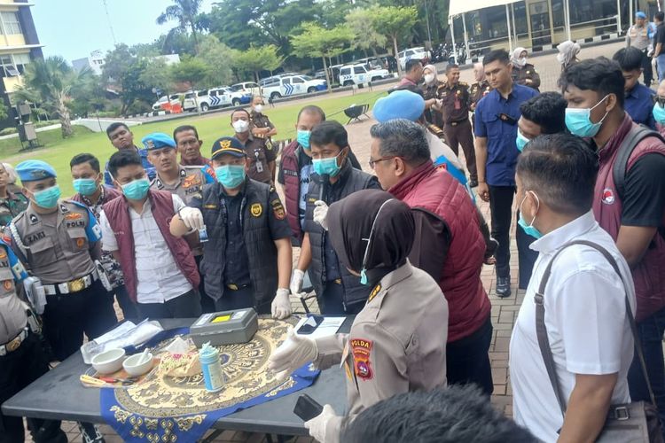 Jejak 1,8 Kg Sabu dari Malaysia, Aceh, Padang hingga NTB, Kurir Pakai KTP Palsu Warga Sumbar