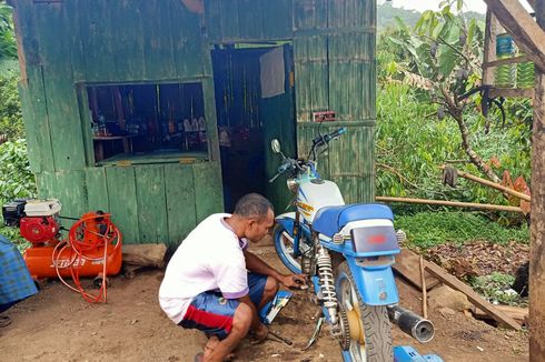 Kisah Stefanus Sai, Penyandang Disabilitas yang Buka Bengkel Motor untuk Menghidupi Keluarga