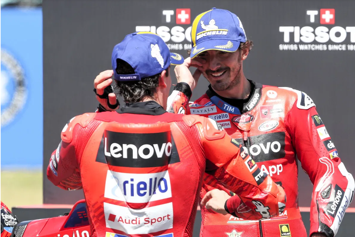 Marc Marquez dan Francesco Bagnaia berkolaborasi