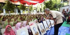 Lukis Ratusan Wajah Ganjar, Siswa SMKN 2 Semarang Pecahkan Rekor