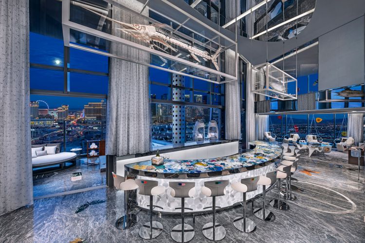 Bar yang terdapat di suite room Palms Casino Resort, Las Vegas, Amerika Serikat.