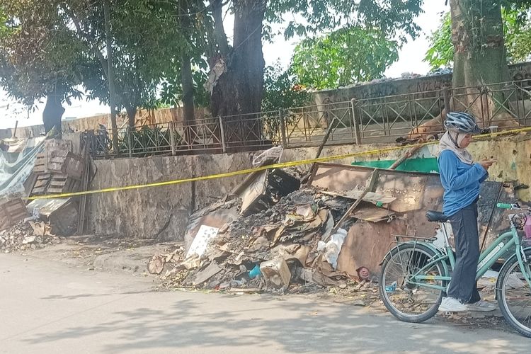 Bentrok di Tanah Abang, 2 Lapak Pedagang Dibakar Pelaku Tawuran