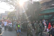 Pawai Warga Sebabkan Lalu Lintas Tersendat di Jalan Jenderal Soekanto, Pondok Kopi