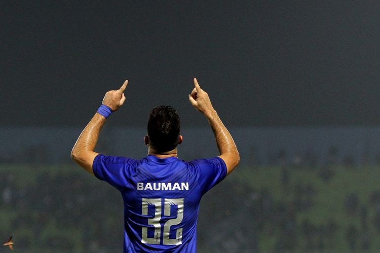 Pemain asing Arema FC yang mengundurkan diri sejak pandemi Covid-19, Jonathan Bauman.