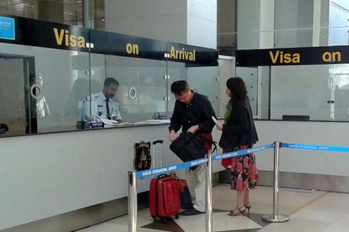 Visa on Arrival Akan Diberlakukan Juga untuk Wisman yang Masuk Lewat Jakarta dan Surabaya