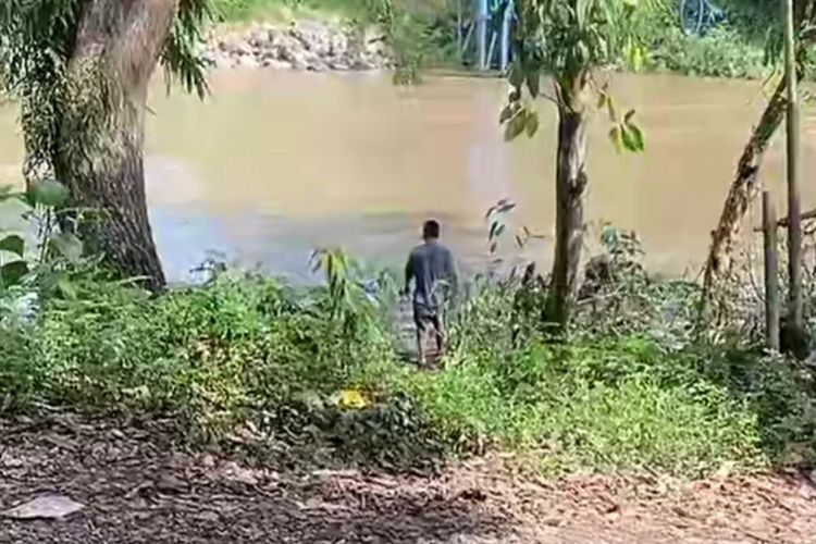 Pria Asal Bogor Terpeleset dan Hanyut di Sungai Ciwulan Tasikmalaya Saat Perbaiki Pipa