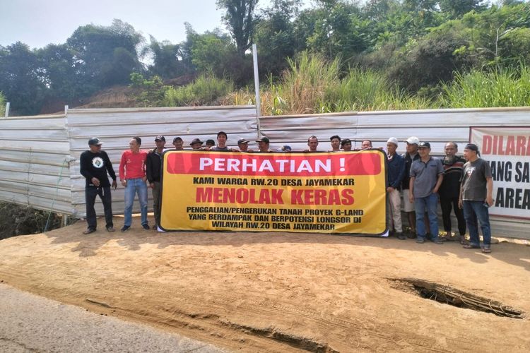 Khawatir Longsor, Warga Segel Proyek Savona Hills, Pemkab Bandung Barat Hentikan Sementara