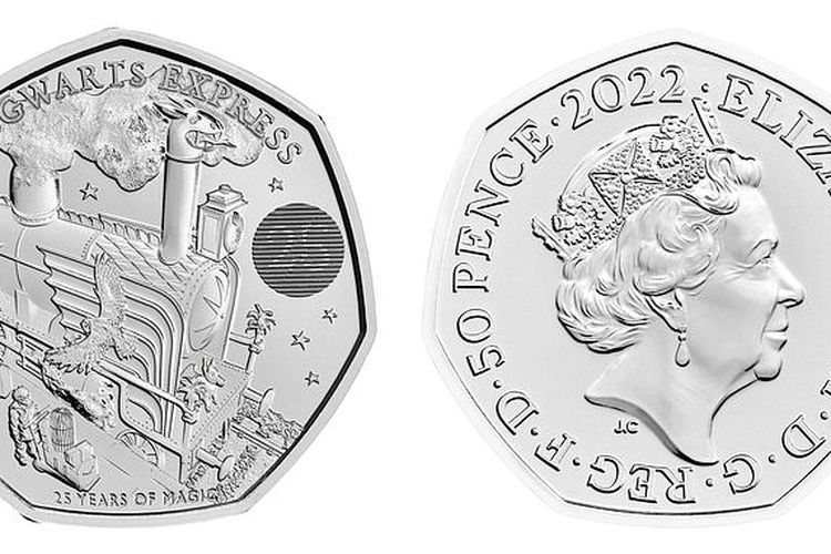 Koin bertema Harry Potter 50 pence desimal Inggris (satu setengah pon) terakhir yang menampilkan potret Ratu Elizabeth II di sisi depan.

