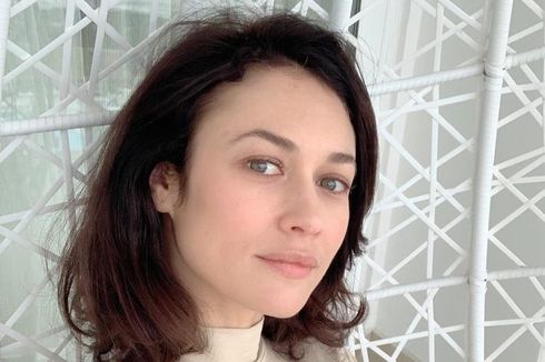 Positif Corona, Olga Kurylenko Hanya Minum Paracetamol dan Vitamin, Hasilnya...