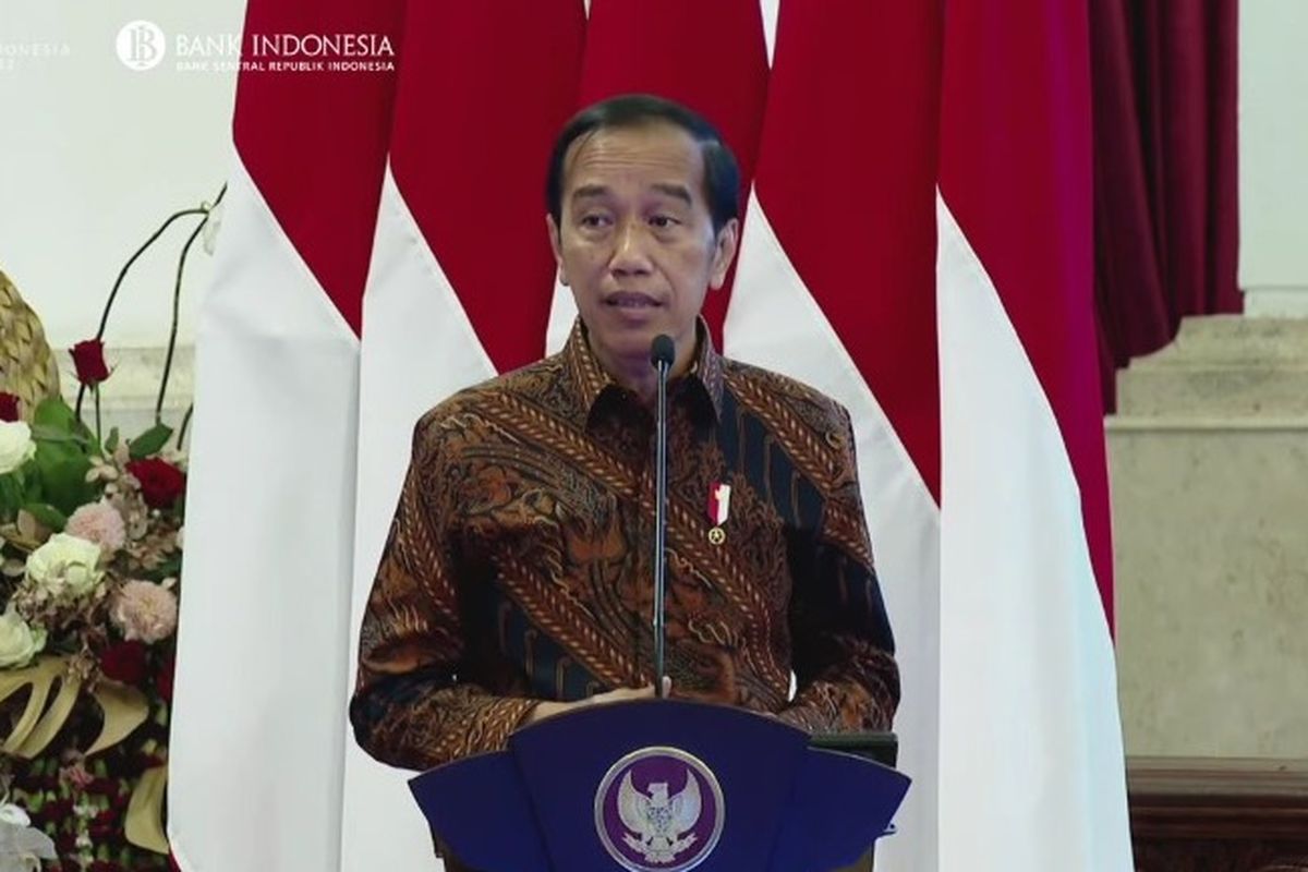 Presiden Joko Widodo (Jokowi) sentil harga tiket pesawat mahal, minta Menhub Budi Karya dan Menteri BUMN Erick Thohir segera bertindak. 