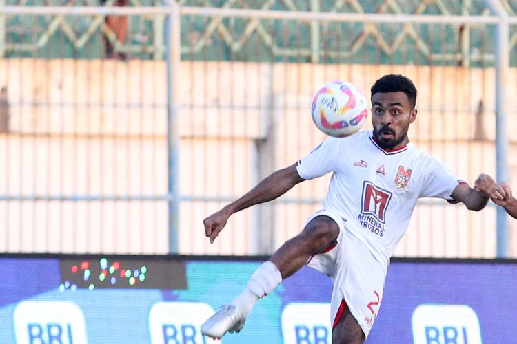 Hasil Malut United Vs PSIS 5-1: Yance Sayuri Hattrick, Laskar Kie Raha Pesta 