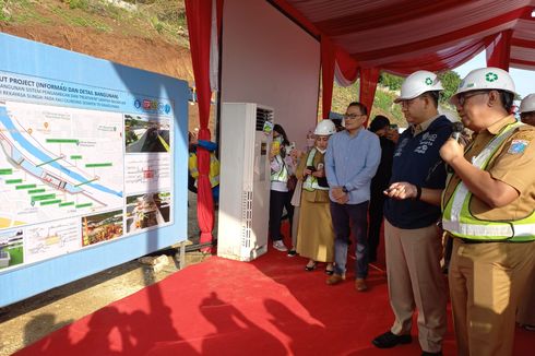 Saringan Sampah di CIliwung Bisa Disebut Bisa Hancurkan Sampah Kayu dan Kasur