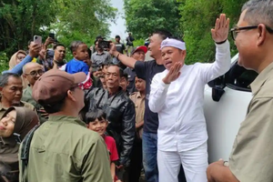 Sidak ke Gunung Ciremai, Dedi Mulyadi Marahi Kepala Balai: Gundul itu Pak, Kenapa Dibiarkan?