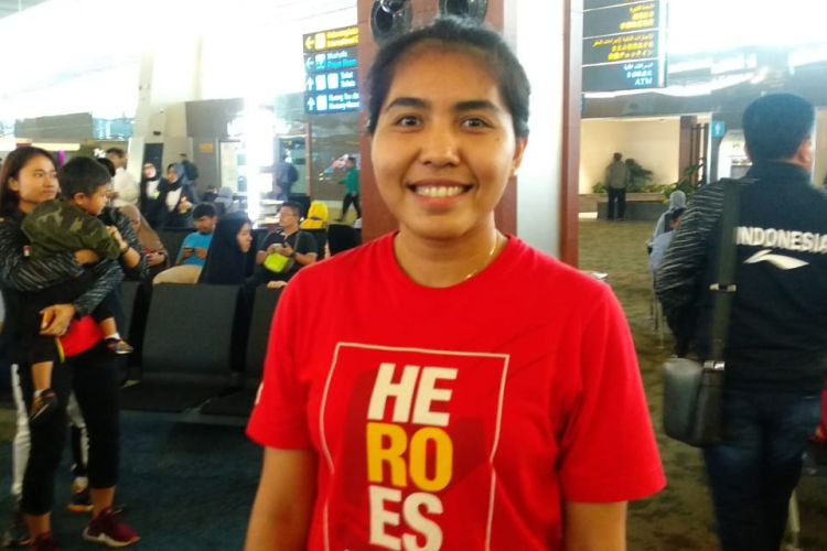 Pebulu tangkis ganda putri nasional, Nitya Krishinda Maheswari, saat ditemui di Bandara Soekarno-Hatta, Tangerang, Rabu (16/5/2018).