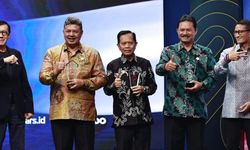 Membanggakan Madiun, Wali Kota Maidi Raih Predikat The Best Overall IVL 2022