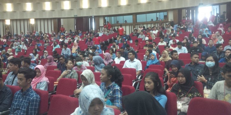 suasana simulasi SBMPTN di Auditorium Universitas Sanata Dharma, Yogyakarta