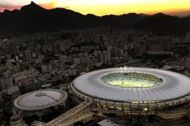 Stadion Maracana. Kapasitas: 76.935