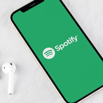 Ilustrasi layanan streaming musik dan podcast Spotify. 