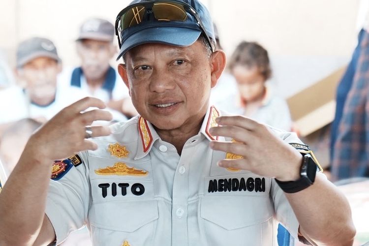 Mendagri 5 Hari Berada di NTT, Pastikan Negara Hadir untuk Korban Gempa